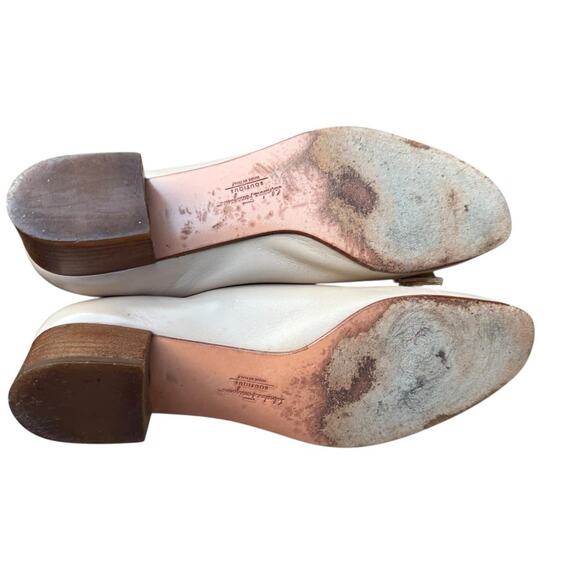 Vintage Salvatore Ferragamo Vara Bow Heel Women size 10 2A Narrow - Picture 7 of 7